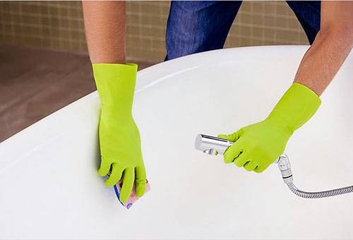 Чем можно чистить акриловые ванны в домашних условиях?